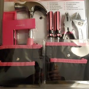 Finally pink girls tools! I have love set perfect